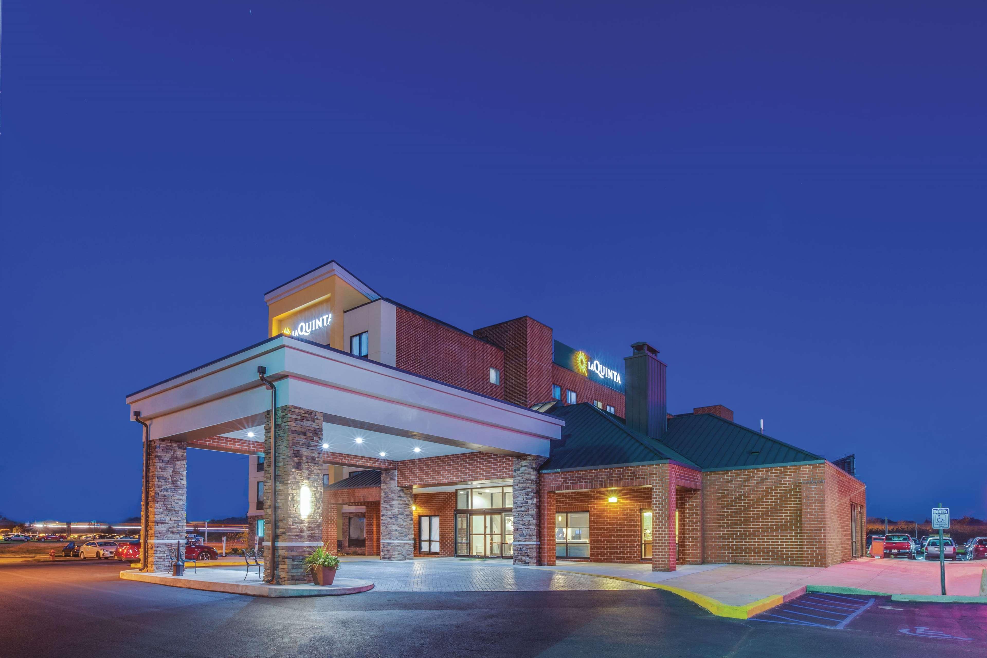 La Quinta By Wyndham Philadelphia Airport Hotel Essington Exterior photo