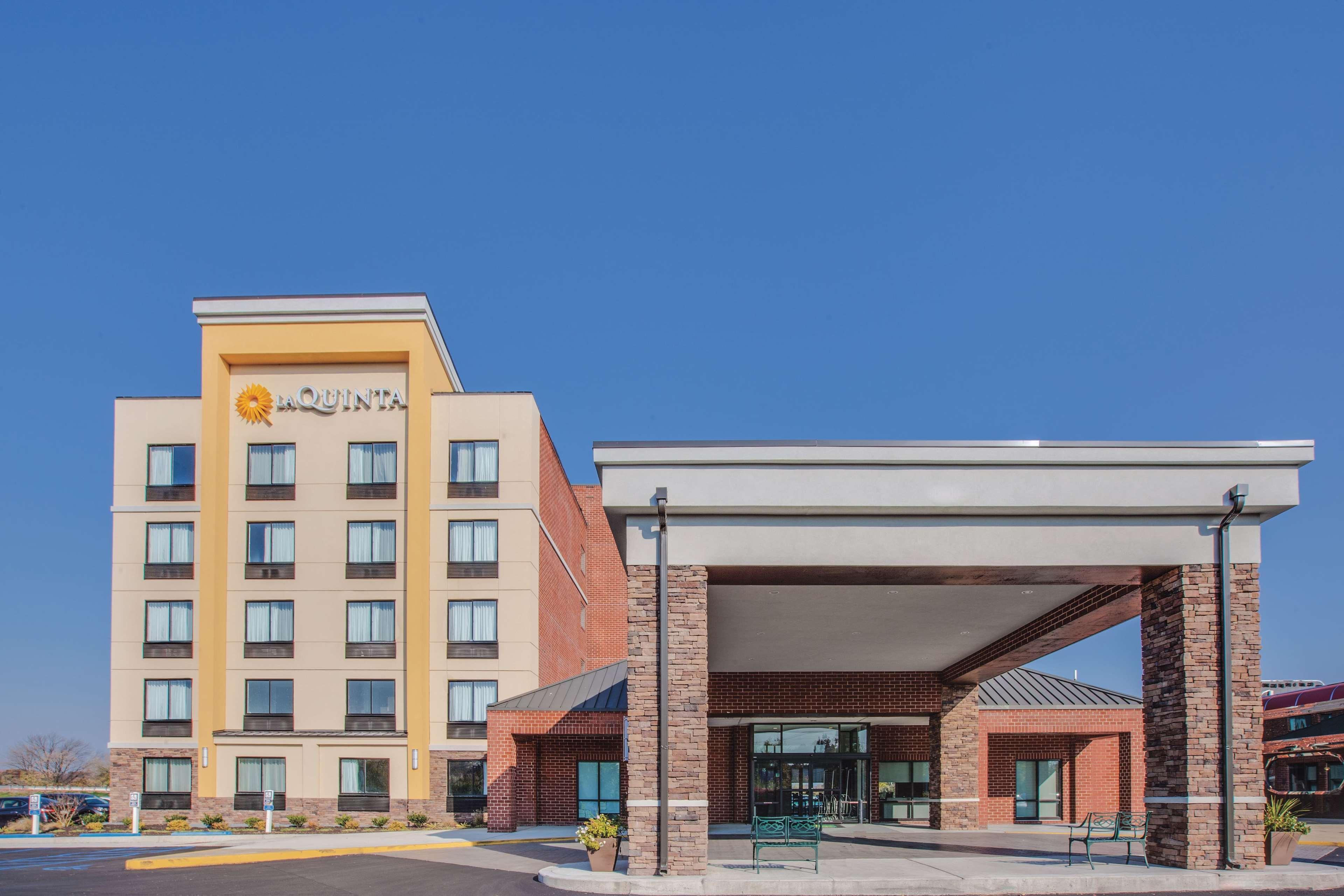 La Quinta By Wyndham Philadelphia Airport Hotel Essington Exterior photo